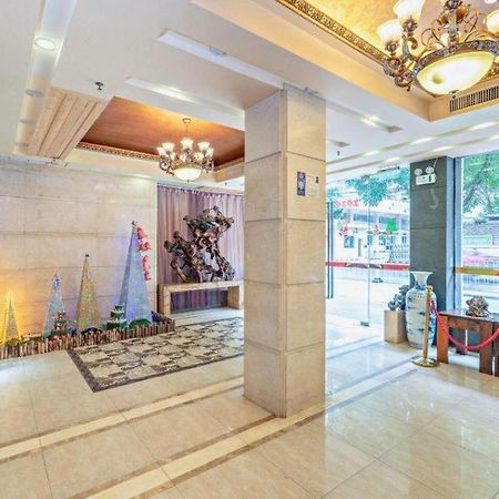 Royal Garden Hotel Гуанджоу Екстериор снимка