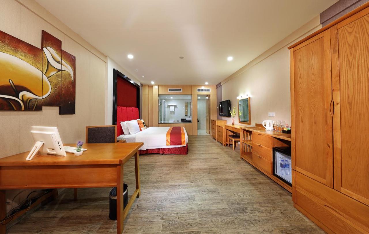 Royal Garden Hotel Гуанджоу Екстериор снимка